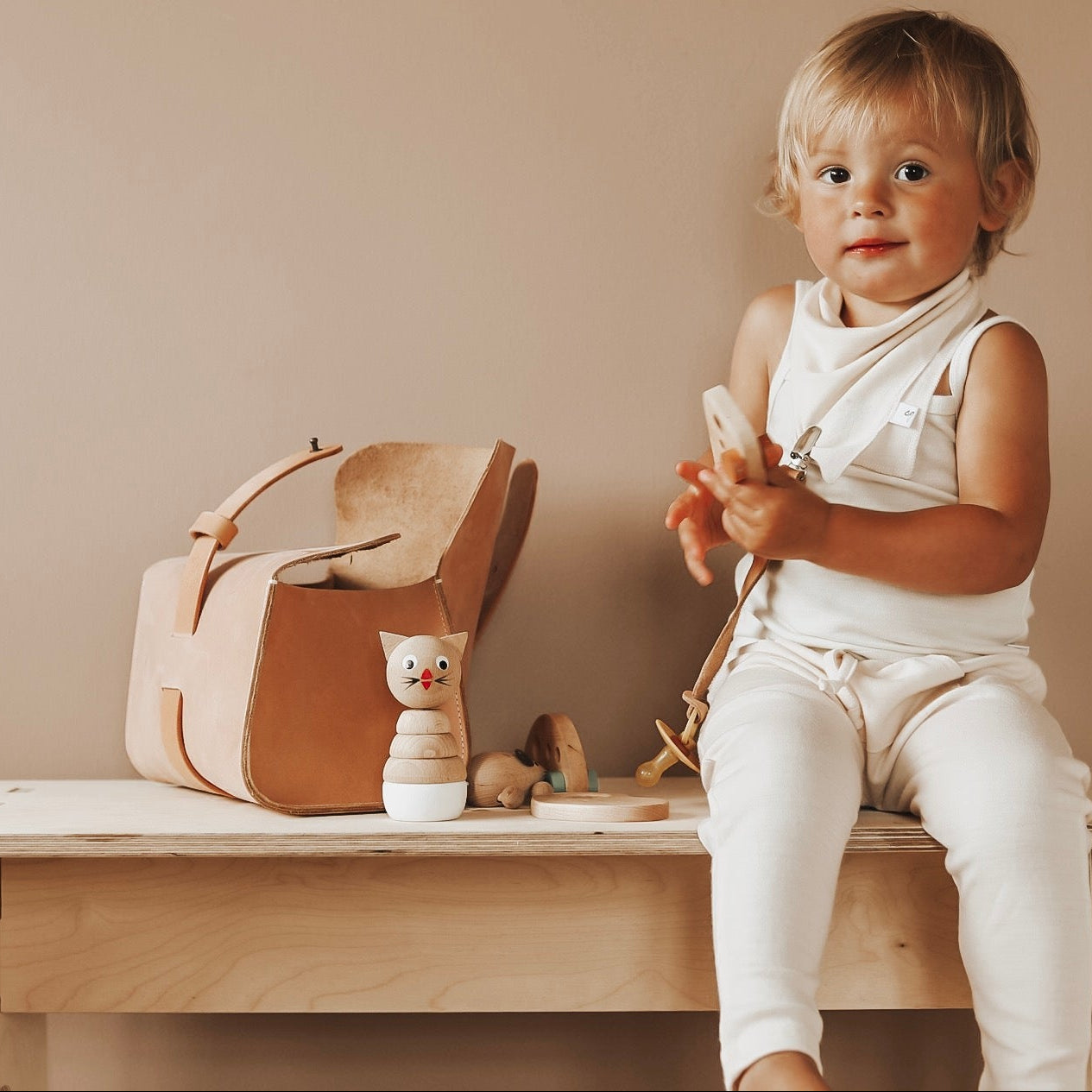 Pusletaske/lille kuffert i Kernelæder